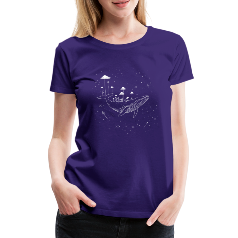 Surrealer Wal mit Pilzen im Weltraum mit Sternen - Frauen Premium T-Shirt - Lila
