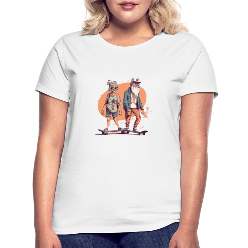 Cooles älteres Pärchen als Skater Hipster - Frauen T-Shirt - Weiß
