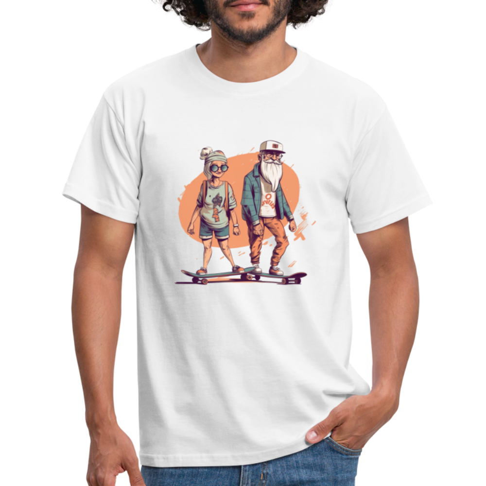 Cooles älteres Pärchen als Skater Hipster - Männer T-Shirt - Weiß