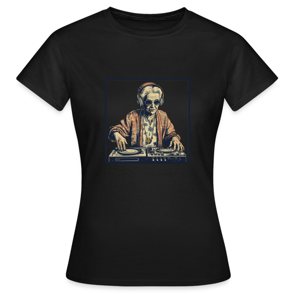 Coole alte Lady als DJane mit Kopfhörern - Frauen T-Shirt - Schwarz