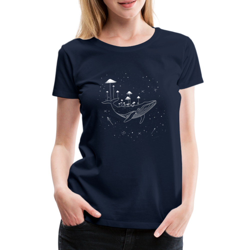 Surrealer Wal mit Pilzen im Weltraum mit Sternen - Frauen Premium T-Shirt - Navy