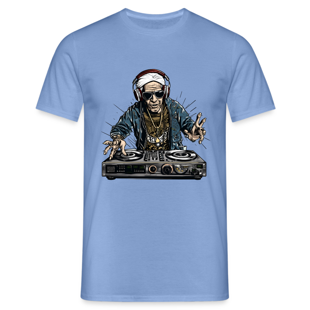 Cooler alter Mann als DJ Hipster mit Kopfhörern - Männer T-Shirt - carolina blue