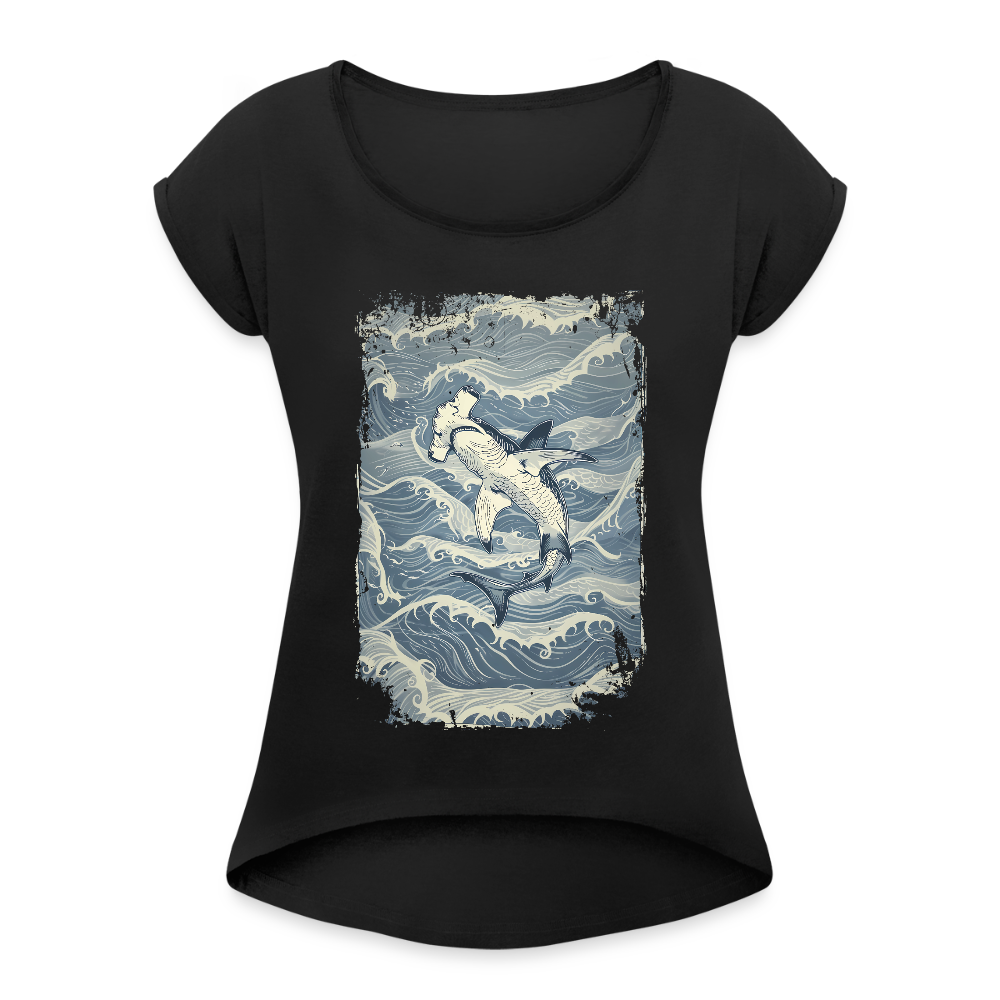 Vintage Hammerhai im japanischen inspirierten Tattoo Stil - Frauen T-Shirt mit gerollten Ärmeln - Schwarz