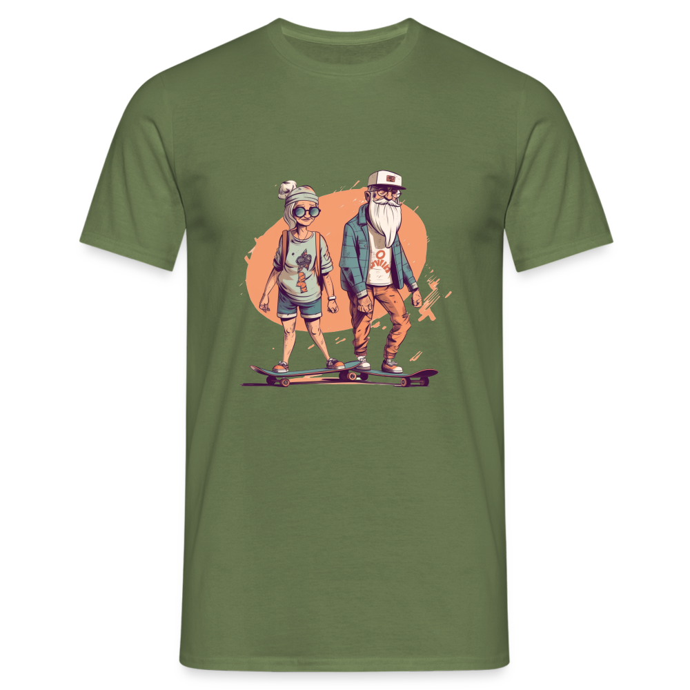 Cooles älteres Pärchen als Skater Hipster - Männer T-Shirt - Militärgrün