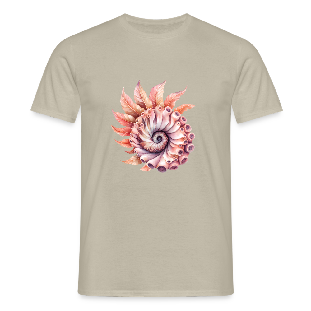 Fedriger Tentakel Nautilus - Goldener Schnitt - Männer T-Shirt - Sandbeige
