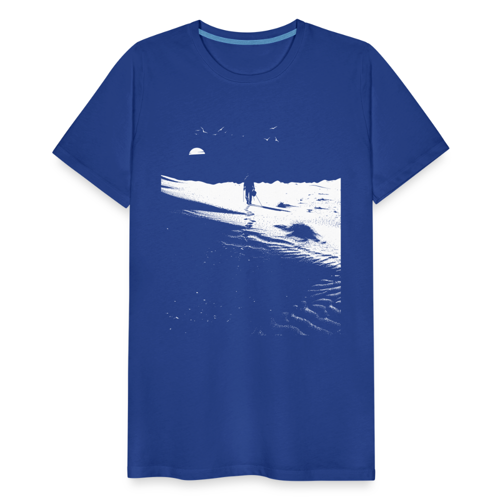 Weg durch die Wüste mit Fußspuren - Monochrom Art - Männer Premium T-Shirt - Königsblau