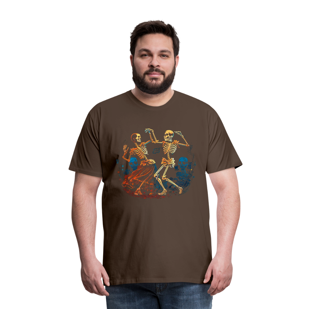Tanzende Skelette im 50er Jahre Look - Comic - Männer Premium T-Shirt - Edelbraun