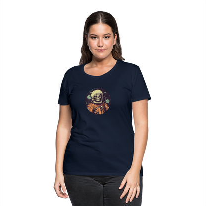 Gruseliges Skelett als Astronaut - Frauen Premium T-Shirt - by Artful Alchemist