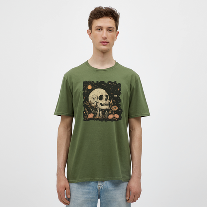 Boho Hippie Skelett im 60er, 70er Jahre Look - Männer T-Shirt - by Artful Alchemist