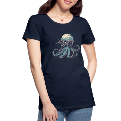 Nerdy Comic Oktopus mit Brille - Frauen Premium T-Shirts - by Artful Alchemist