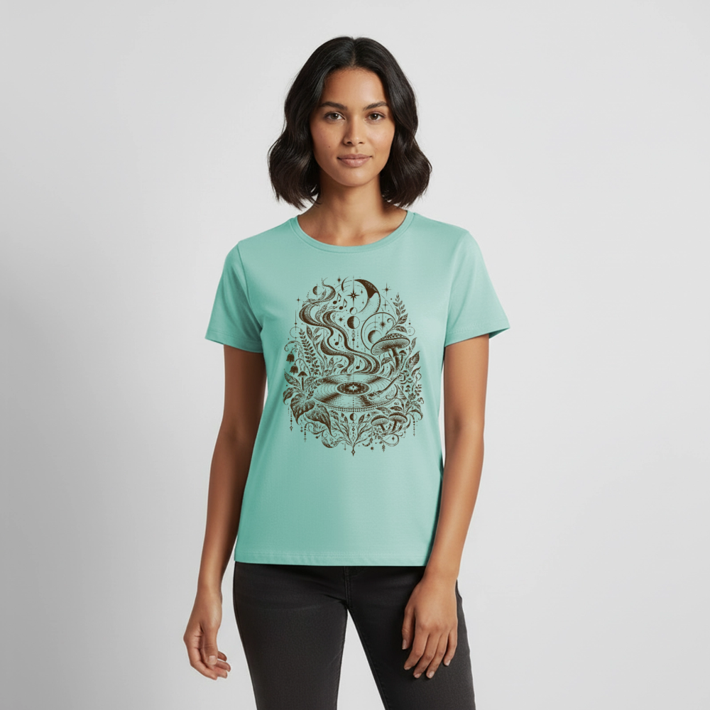 Moonlight Vinyl – Frauen Premium T-Shirt - by Artful Alchemist
