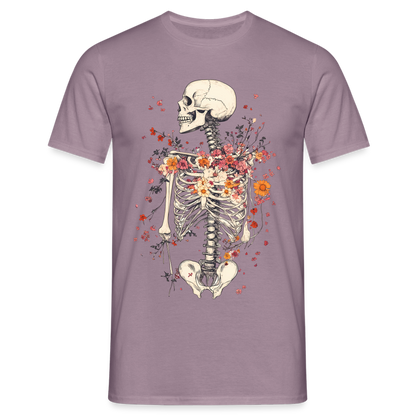 Skelett mit zarten Blumen im Boho Look - Männer T-Shirt - by Artful Alchemist