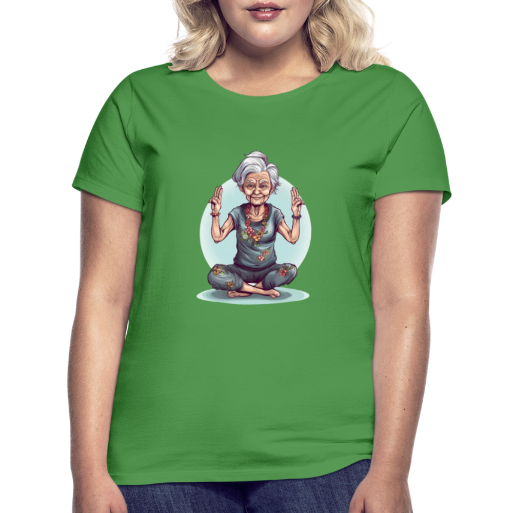 Coole Yoga Oma - Meditation im besten Alter  - Frauen T-Shirt - Kelly Green