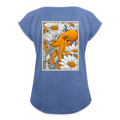 Vintage Oktopus im Blumenmeer - Frauen T-Shirt mit gerollten Ärmeln - by Artful Alchemist