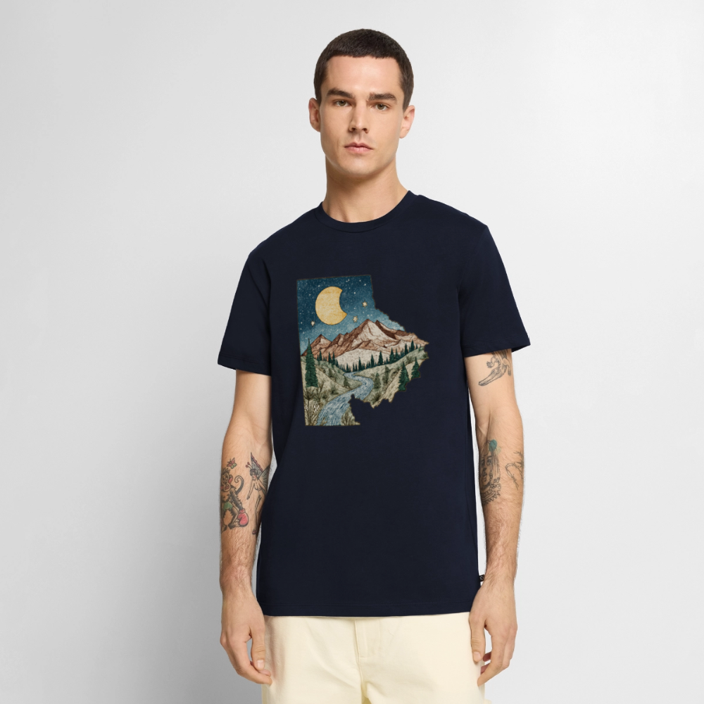 Nightfall Peaks – Vintage Mountain - Männer Premium Bio T-Shirt - by Artful Alchemist