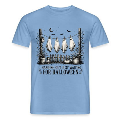 Hanging Out Just Waiting For Halloween - Männer T-Shirt - by Artful Alchemist