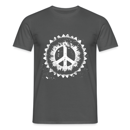Urban Retro Peace Zeichen - Männer T-Shirt - by Artful Alchemist