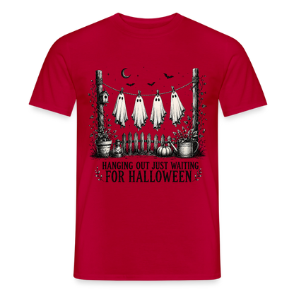Hanging Out Just Waiting For Halloween - Männer T-Shirt - by Artful Alchemist