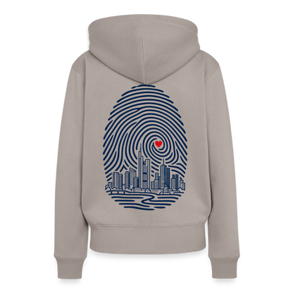 Frankfurt im Herzen - Frauen Premium Hoodie - by Artful Alchemist
