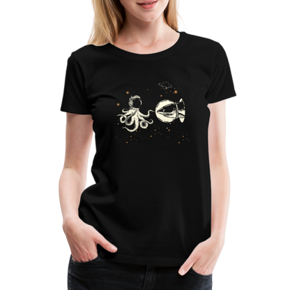Begegnung zwischen Hai und Oktopus im Weltall - Frauen Premium T-Shirts - by Artful Alchemist