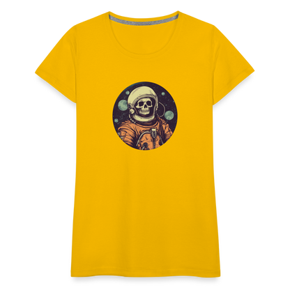 Gruseliges Skelett als Astronaut - Frauen Premium T-Shirt - by Artful Alchemist