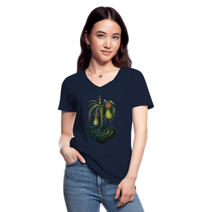 Flora Mortis - Kannenpflanze mit Skeletten - Klassisches Frauen-T-Shirt mit V-Ausschnitt - by Artful Alchemist