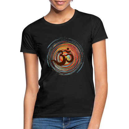 Om auf bunten Kreisen, Prana Zen Design - Frauen T-Shirt - by Artful Alchemist