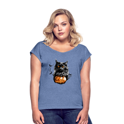 Schwarze Katze mit Halloween Kürbis - Frauen T-Shirt mit gerollten Ärmeln - by Artful Alchemist