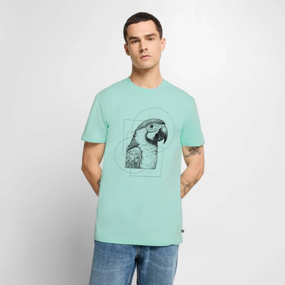 Hidden Jungle – Minimalist Parrot Dot-Art - Männer Premium Bio T-Shirt - by Artful Alchemist