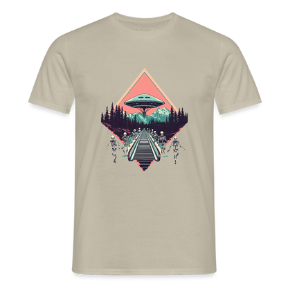 Retro UFO 80er Jahre Motiv - Surreale Skelette und Rolltreppe Richtung UFO - Männer T-Shirt - by Artful Alchemist