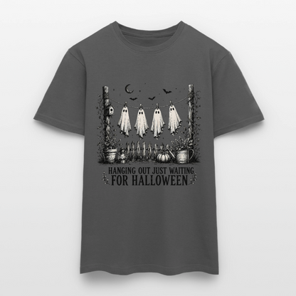 Hanging Out Just Waiting For Halloween - Männer T-Shirt - by Artful Alchemist