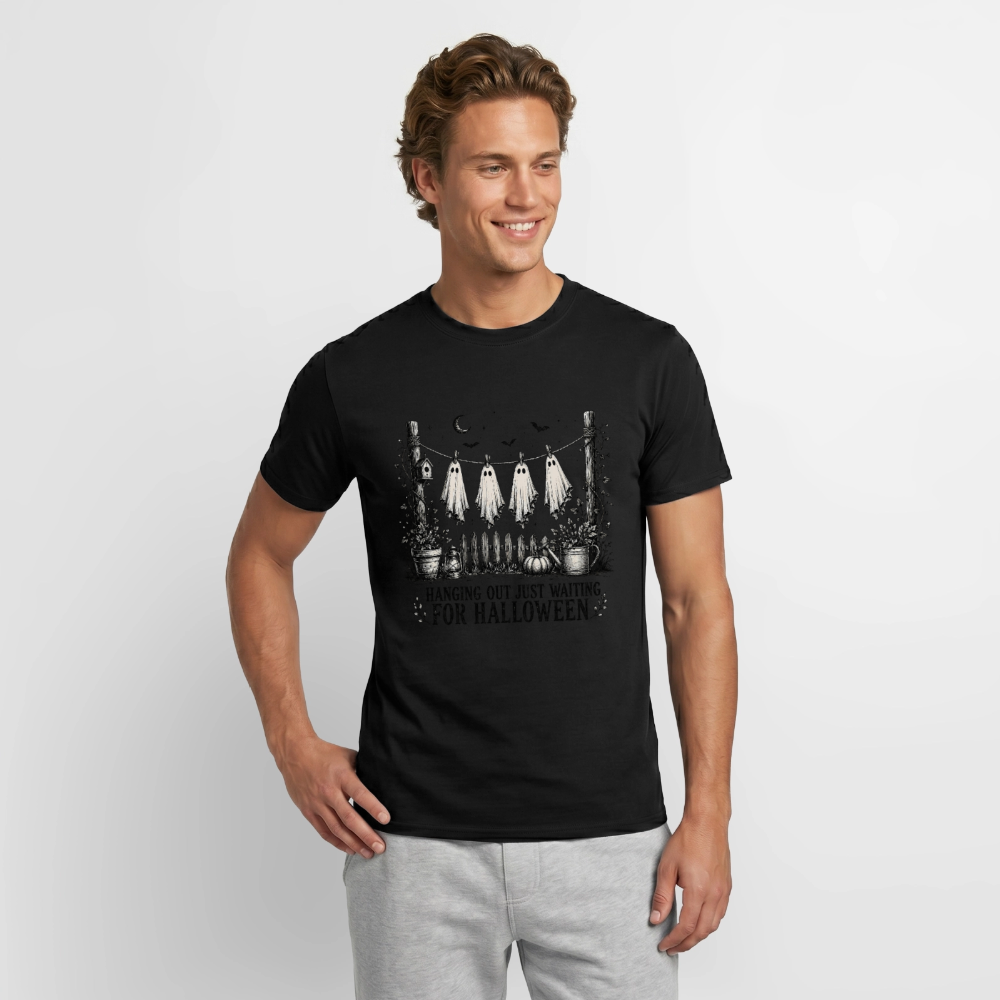 Hanging Out Just Waiting For Halloween - Männer T-Shirt - Schwarz