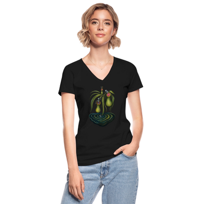 Flora Mortis - Kannenpflanze mit Skeletten - Klassisches Frauen-T-Shirt mit V-Ausschnitt - by Artful Alchemist