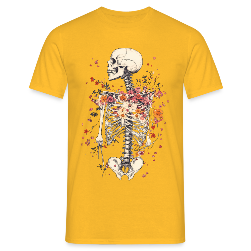 Skelett mit zarten Blumen im Boho Look - Männer T-Shirt - Gelb