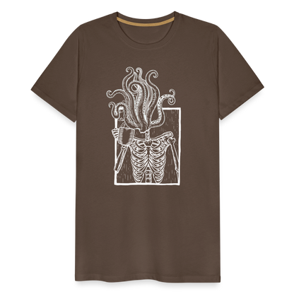 Kaffee trinkendes Skelett mit Tentakel Kopf - Männer Premium T-Shirt - by Artful Alchemist