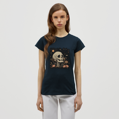 Boho Hippie Skelett im 60er, 70er Jahre Look - Frauen T-Shirt - by Artful Alchemist
