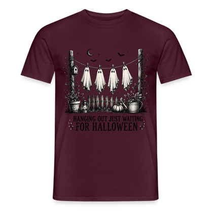 Hanging Out Just Waiting For Halloween - Männer T-Shirt - by Artful Alchemist