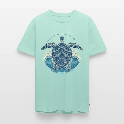 Ocean Spirit – Meeresschildkröte - Männer Premium T-Shirt - by Artful Alchemist