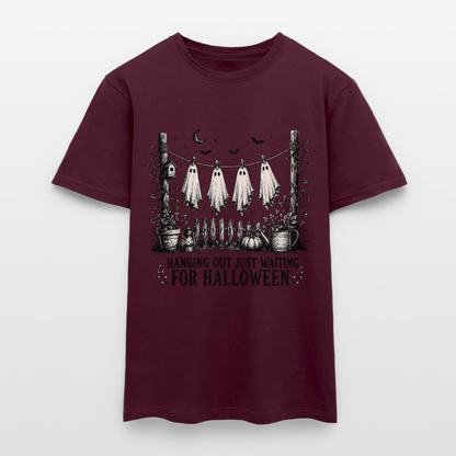 Hanging Out Just Waiting For Halloween - Männer T-Shirt - by Artful Alchemist