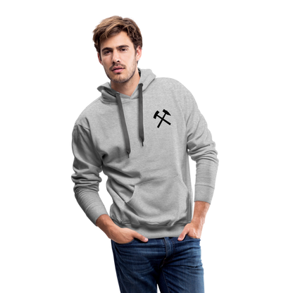 Berbau, Schlägel und Eisen, Bergkristall auf dem Rücken - Männer Premium Hoodie - by Artful Alchemist
