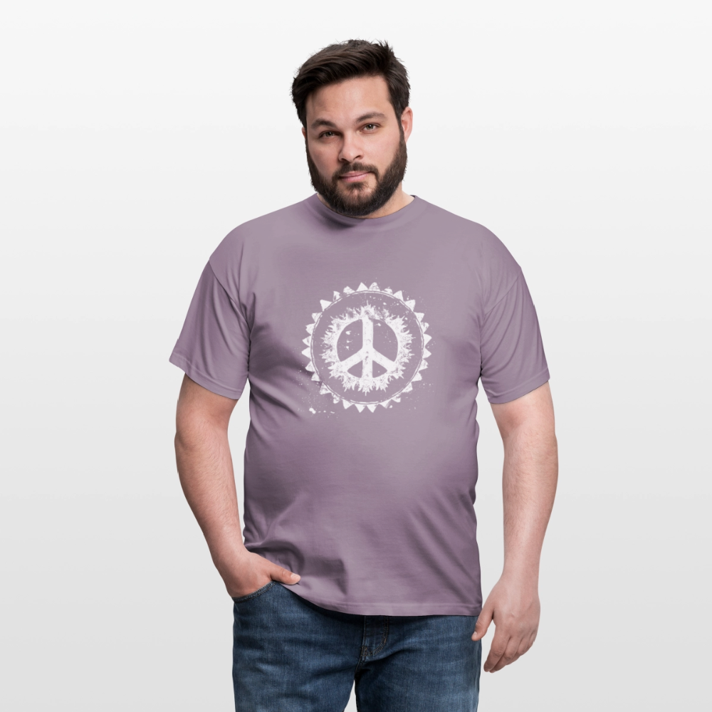 Urban Retro Peace Zeichen - Männer T-Shirt - by Artful Alchemist