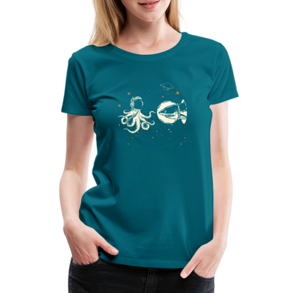 Begegnung zwischen Hai und Oktopus im Weltall - Frauen Premium T-Shirts - by Artful Alchemist