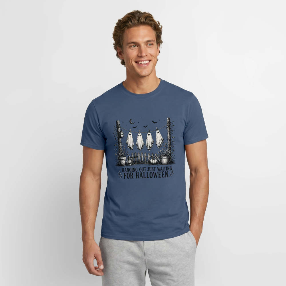 Hanging Out Just Waiting For Halloween - Männer T-Shirt - Dunkles Denimblau