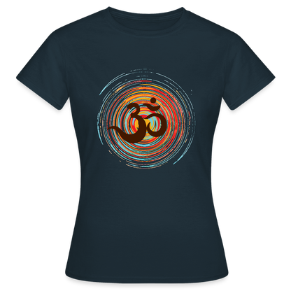 Om auf bunten Kreisen, Prana Zen Design - Frauen T-Shirt - by Artful Alchemist
