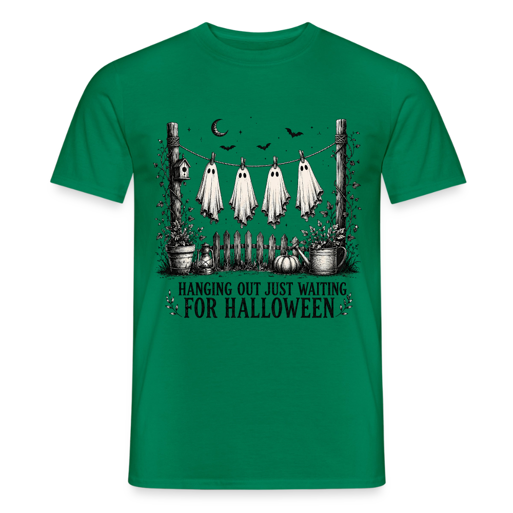 Hanging Out Just Waiting For Halloween - Männer T-Shirt - Kelly Green