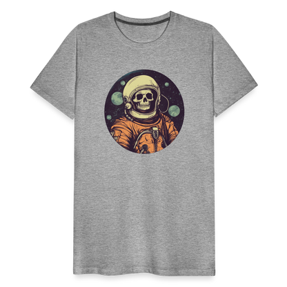 Gruseliges Skelett als Astronaut - Männer Premium T-Shirt - by Artful Alchemist
