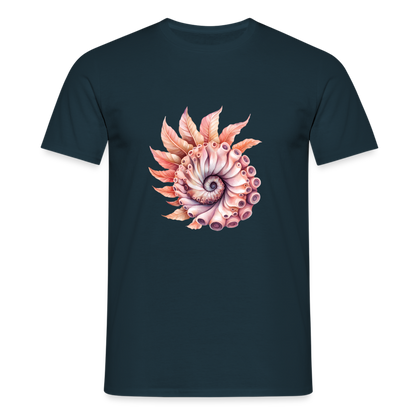Fedriger Tentakel Nautilus - Goldener Schnitt - Männer T-Shirt - by Artful Alchemist