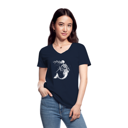Florale Skelett Meerjungfrau - Klassisches Frauen-T-Shirt mit V-Ausschnitt - by Artful Alchemist