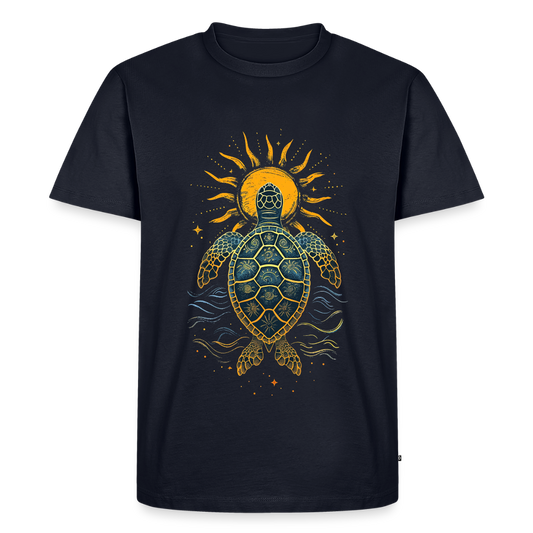 Solar Turtle – Mystic Ocean - Männer Premium Bio T-Shirt - by Artful Alchemist