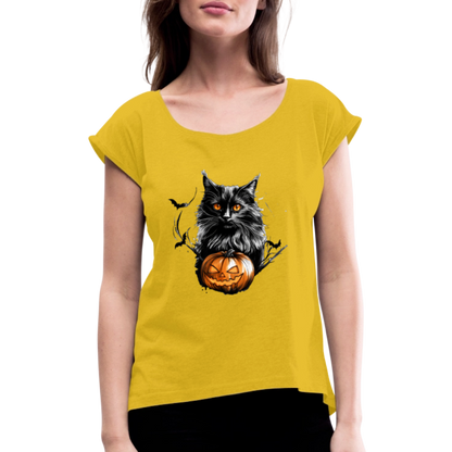 Schwarze Katze mit Halloween Kürbis - Frauen T-Shirt mit gerollten Ärmeln - by Artful Alchemist